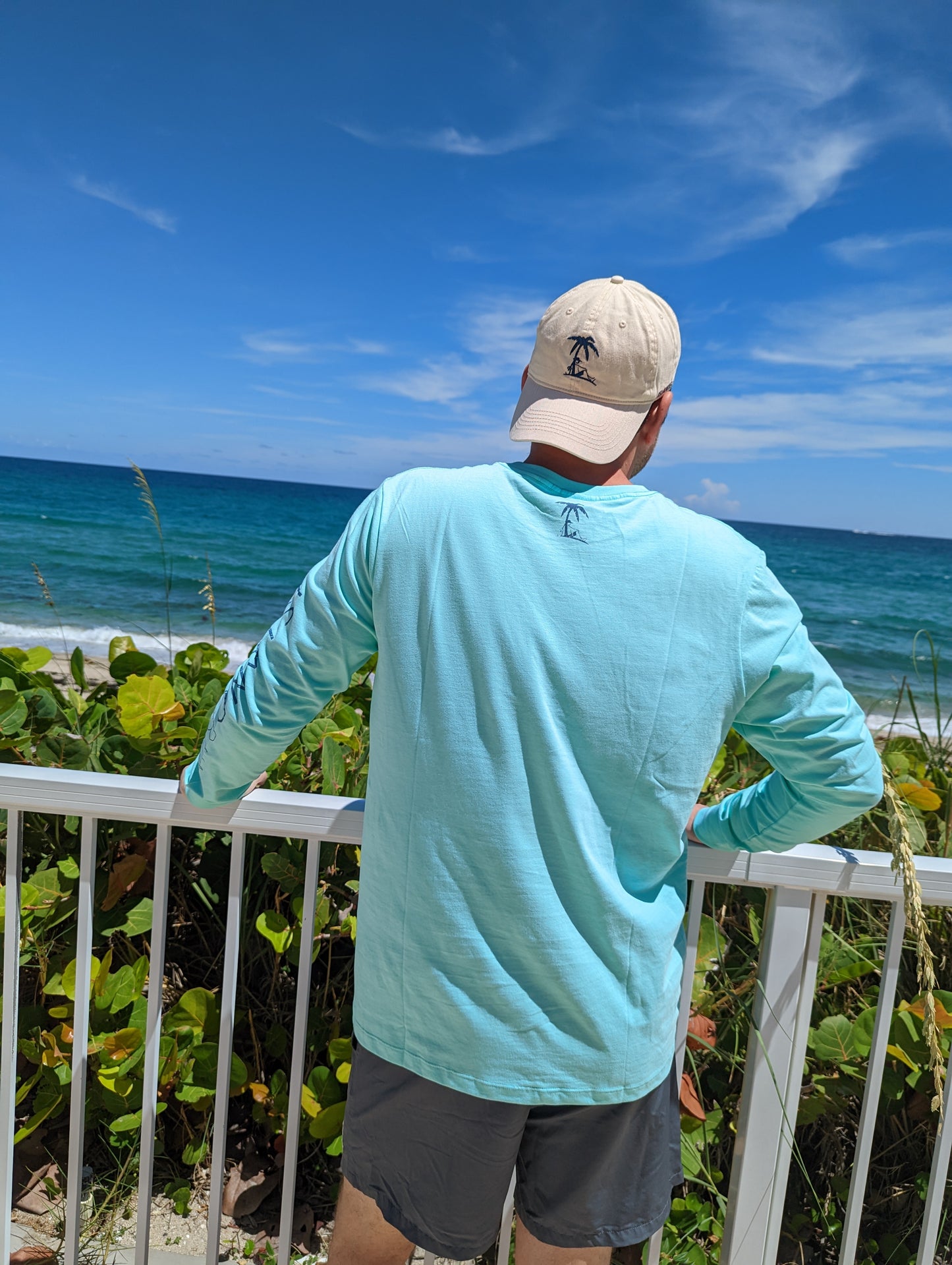 Signature Long Sleeve Island Bum T-shirt - Seafoam Green
